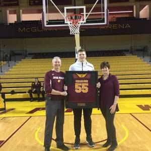 Meet your Posher, Cole